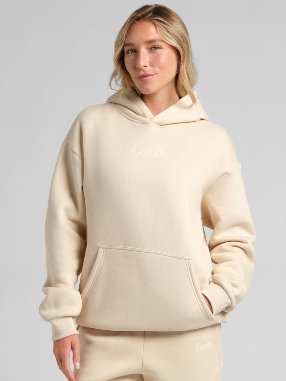 Comfrt Signature Hoodie Bone Cream Oversized Pullover Size Large Unisex NWT